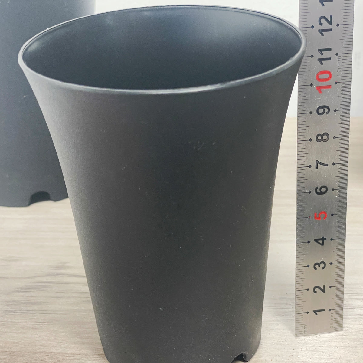 5pcs Black Plastic Round Flower Pots for Succulents Home Office Garden Decoration